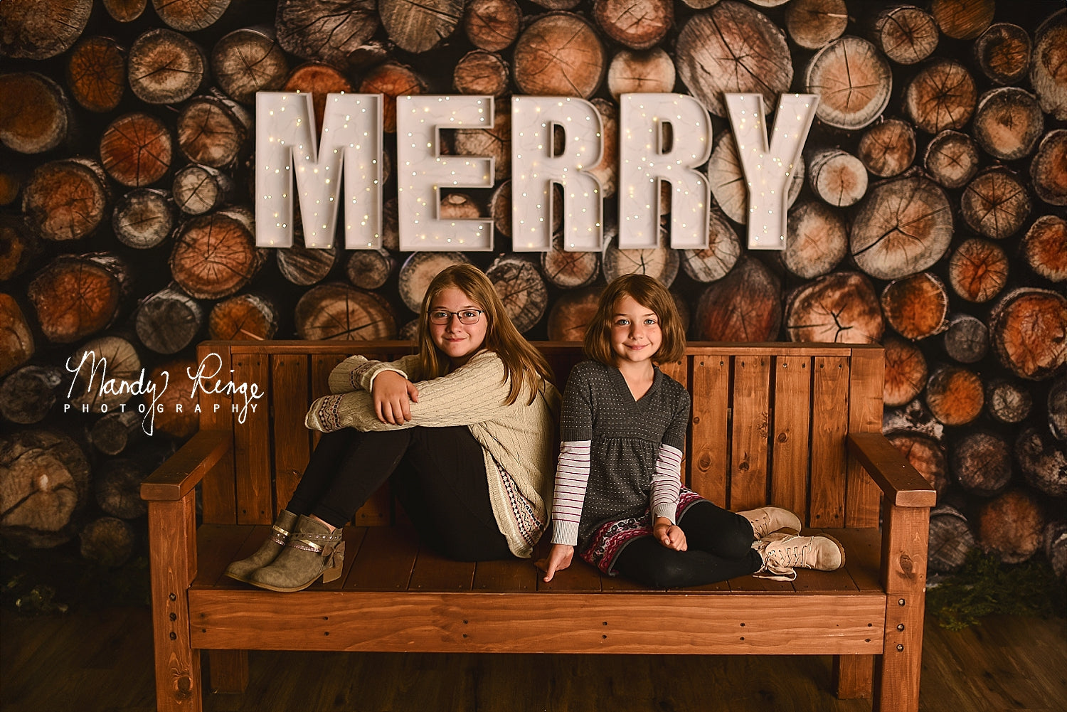 Kate Cut Log Wall Backdrop Designed by Mandy Ringe Photography -UK