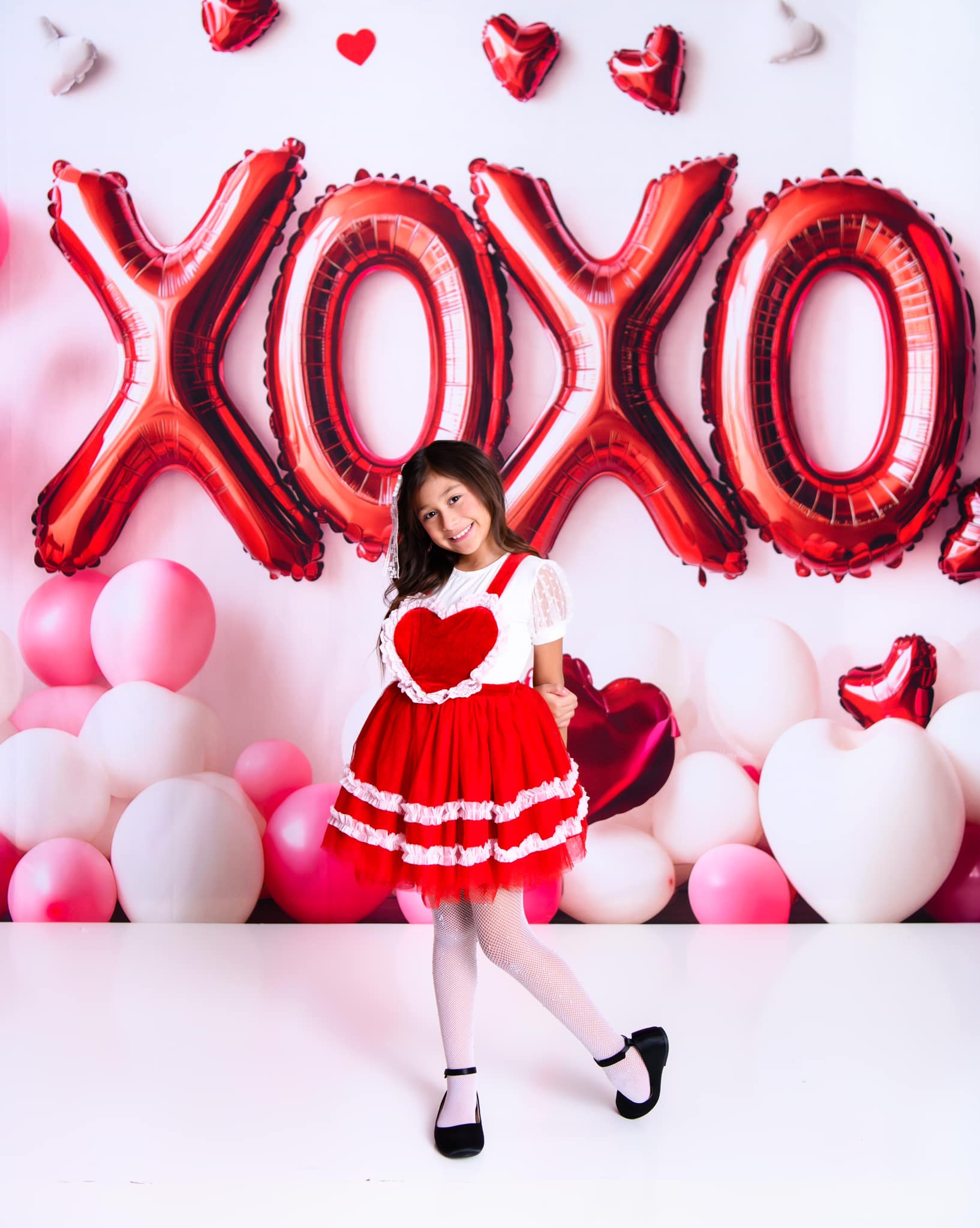 Kate Valentine's XOXO Balloons Backdrop Designed by Patty Robert -UK