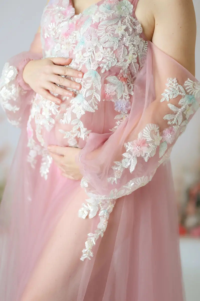 Kate Mesh Hanging Neck Mid Sleeve Trailing Maternity Photoshoot Dress