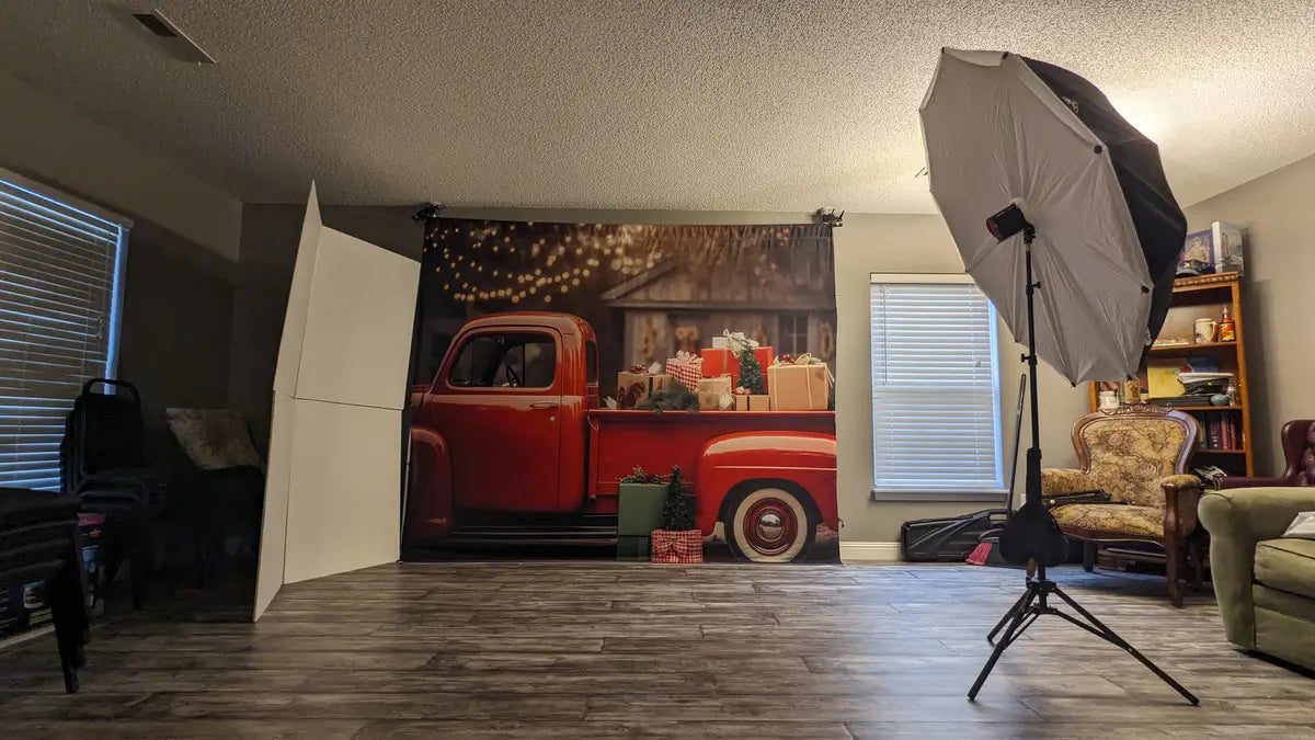 Kate Christmas Gift in Red Truck Fleece Backdrop for Photography -UK