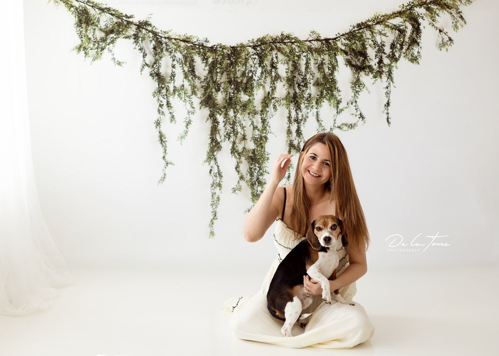 Kate Spring Vine White Wall Backdrop Designed by Mandy Ringe Photography -UK